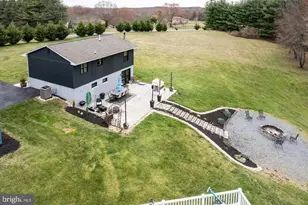 839 Chanter Dr, Westminster, MD 21157 - Photo 5