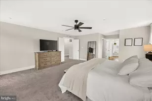 2728 Town View Cir, New Windsor, MD 21776 - Photo 25