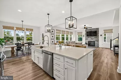 2728 Town View Circle, New Windsor, MD 21776 - Photo 9