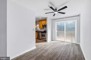 126 N Towne Ct, Mount Airy, MD 21771 - Photo 7