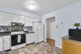 132 Dunrovin Ave, Westminster, MD 21158 - Photo 3