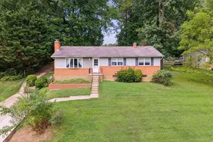 6414 Locust Ln, Sykesville, MD 21784 - Photo 1