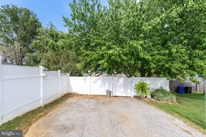 3322 Sutton Court, Manchester, MD 21102 - Photo 7