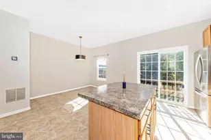 1812 Reading Ct, Mount Airy, MD 21771 - Photo 17