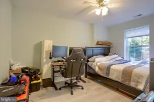 3815 Sunnyfield Ct, Hampstead, MD 21074 - Photo 13
