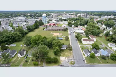 301 & 303 Dorchester Avenue, Cambridge, MD 21613 - Photo 3