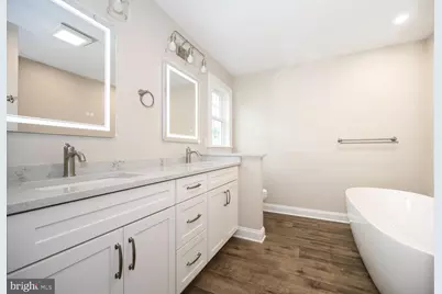 405 Collins Avenue, Hurlock, MD 21643 - Photo 17