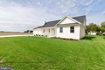 405 Collins Avenue, Hurlock, MD 21643 - Photo 3