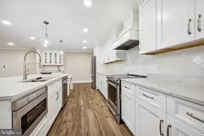 405 Collins Avenue, Hurlock, MD 21643 - Photo 9