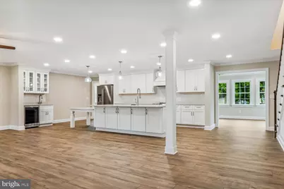 405 Collins Avenue, Hurlock, MD 21643 - Photo 7