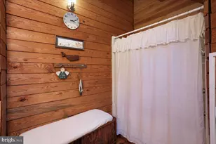 1403 Town Point Rd, Cambridge, MD 21613 - Photo 15