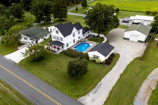 4904 Ravenwood Rd, Vienna, MD 21869 - Photo 1