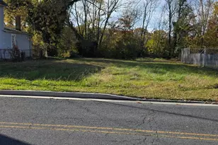 819 Maces Ln, Cambridge, MD 21613 - Photo 1