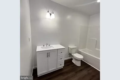 300 Collins Avenue #4, Hurlock, MD 21643 - Photo 9