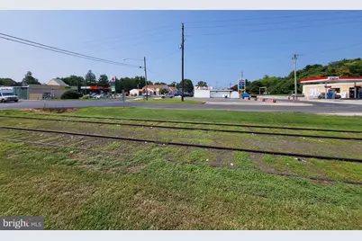 100 Delaware Avenue, Hurlock, MD 21643 - Photo 21