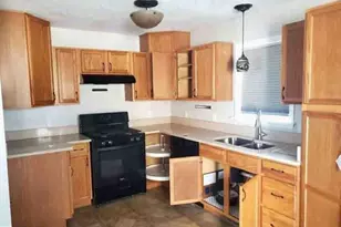 208 Broad St, Hurlock, MD 21643 - Photo 11