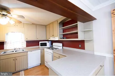 105 Center Street, Hurlock, MD 21643 - Photo 15