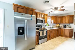 9 Oak St, Cambridge, MD 21613 - Photo 11