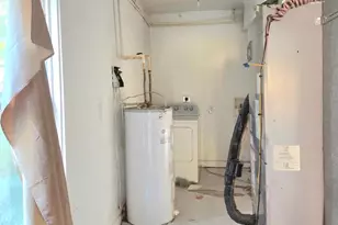 212 Main Street S, Hurlock, MD 21643 - Photo 11