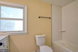 10 Bay View Ave, Cambridge, MD 21613 - Photo 19