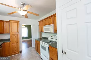 305 N Main St, Hurlock, MD 21643 - Photo 5