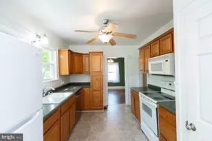 305 N Main St, Hurlock, MD 21643 - Photo 3