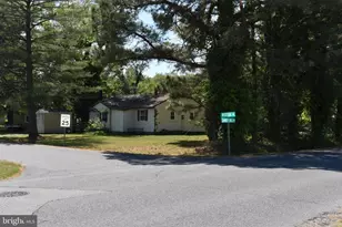 200 Wisteria Dr, Cambridge, MD 21613 - Photo 1