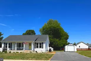 102 Barnes Ct, Hurlock, MD 21643 - Photo 1
