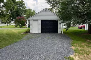 425 Henry St, Cambridge, MD 21613 - Photo 17