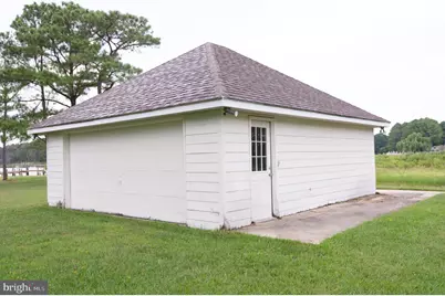 1001 Wagner Point Road, Cambridge, MD 21613 - Photo 25