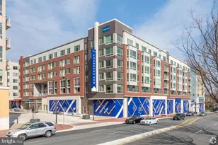 916 W Broad St, Falls Church, VA 22046 - Photo 1