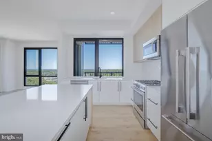 255 W Falls Station Blvd, Falls Church, VA 22046 - Photo 9