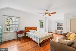 911 Hillwood Ave, Falls Church, VA 22042 - Photo 11
