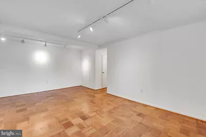200 N Maple Avenue #416, Falls Church, VA 22046 - Photo 5