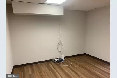 210 Broad Street E #201, Falls Church, VA 22046 - Photo 15