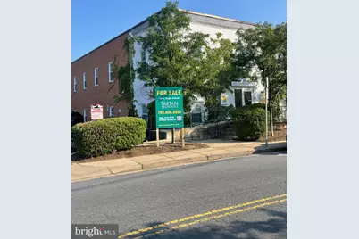 105 Maple Avenue N, Falls Church, VA 22046 - Photo 9