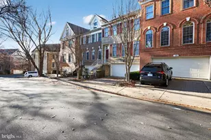 128 Rees Pl, Falls Church, VA 22046 - Photo 13