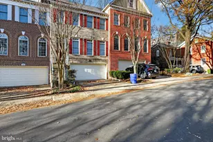 128 Rees Pl, Falls Church, VA 22046 - Photo 7