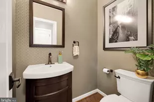 139 Rees Pl, Falls Church, VA 22046 - Photo 19