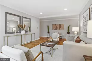 200 N Maple Ave, Falls Church, VA 22046 - Photo 9