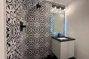 411 Hampton Ct, Falls Church, VA 22046 - Photo 11