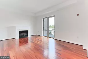 513 W Broad St, Falls Church, VA 22046 - Photo 5