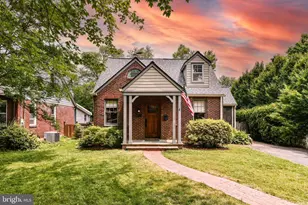 904 Park Ave, Falls Church, VA 22046 - Photo 1