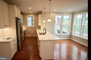 1020 Railroad Ave, Falls Church, VA 22046 - Photo 11