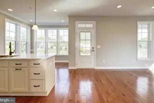 1020 Railroad Ave, Falls Church, VA 22046 - Photo 5