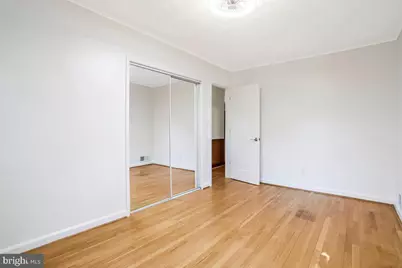 997 N Sycamore Street N, Falls Church, VA 22046 - Photo 43
