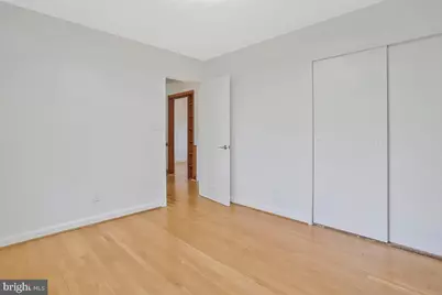 997 N Sycamore Street N, Falls Church, VA 22046 - Photo 47