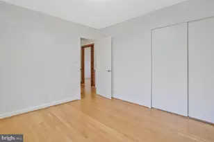 997 N Sycamore Street N, Falls Church, VA 22046 - Photo 47