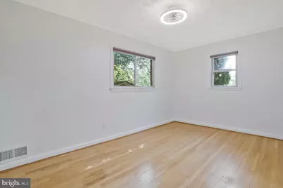 997 N Sycamore Street N, Falls Church, VA 22046 - Photo 45