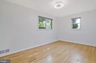 997 N Sycamore Street N, Falls Church, VA 22046 - Photo 45